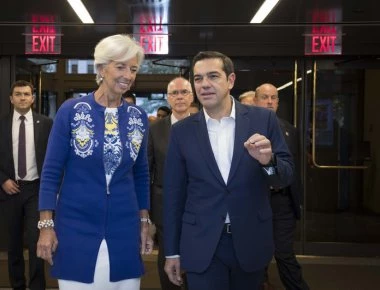 FT: Την ερχόμενη Πέμπτη στο Παρίσι οι συζητήσεις Ευρωπαίων-ΔΝΤ για το ελληνικό χρέος